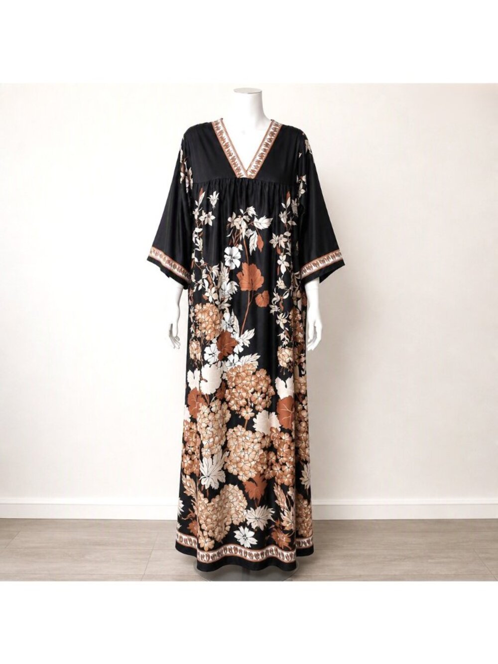 Tiffany Loungewear Vintage Kaftan S to Medium Floral Maxi Dress 70s Boho Hostess